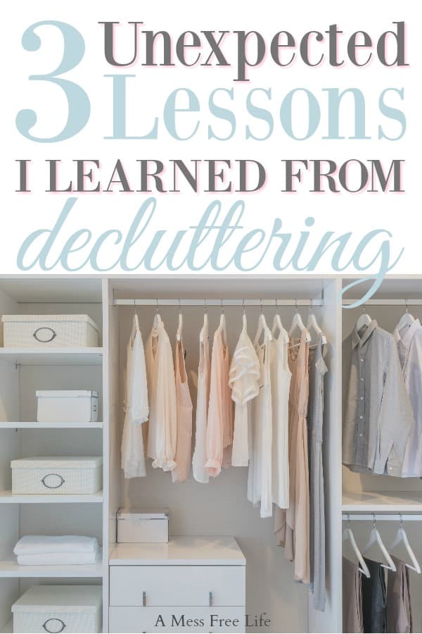 Feeling overwhelmed by clutter? These decluttering insights provide the very best tips and tricks so you can have a clutter-free home just in time for spring cleaning or deep cleaning. If you're looking to simplify your home, grab this free printable checklist and start implementing these strategies. I know this is just the inspiration you need so you can implement all the ideas you'll find here for a clean & organized home. #declutter #clutter #springcleaning #printable #konmarimethod